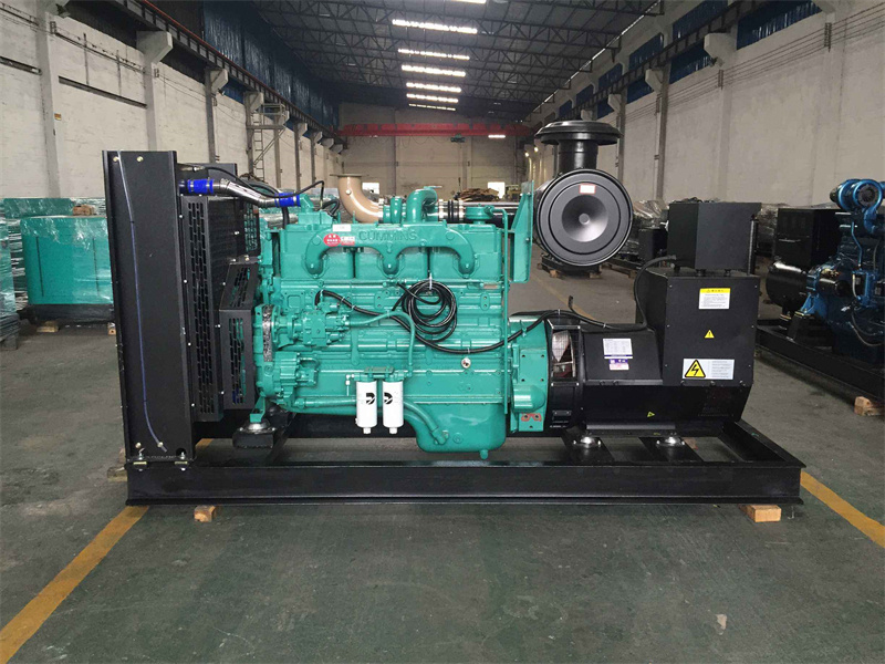 仁化如何判断一个电压表是否具有自动量程切换功能？